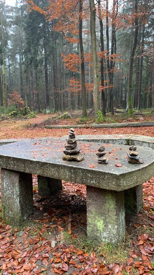 Aufgang zur Bergkirche St. Marien zu den 14 Nothelfern auf dem Basaltkegel Parkstein