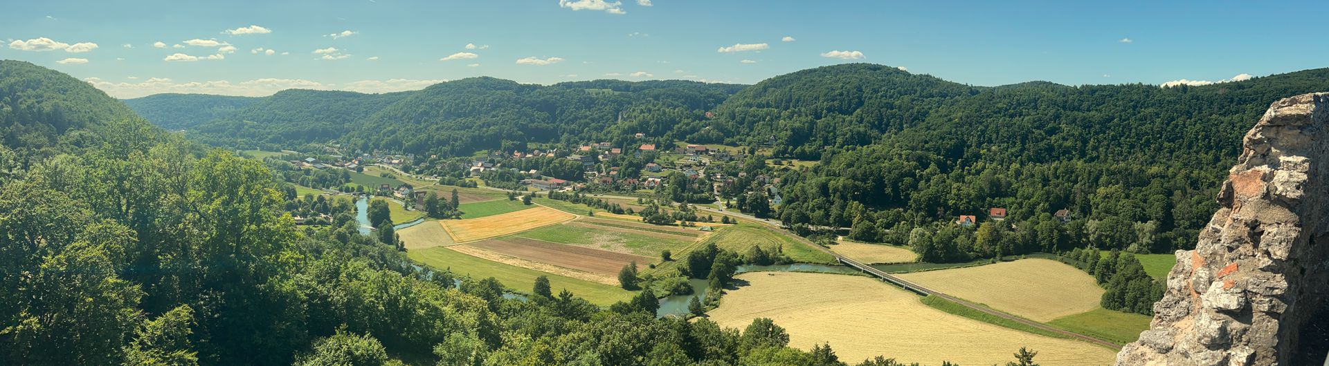 Burgruine Neideck Streitberg über dem Wiesenttal