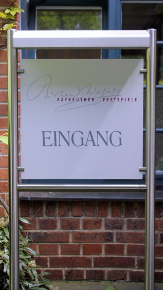 Festspielhaus Bayreuth - Eingang