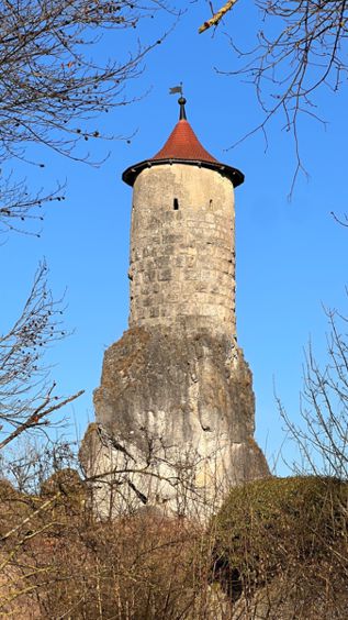 Steinerne Beutel aus der Nähe in Waischenfeld